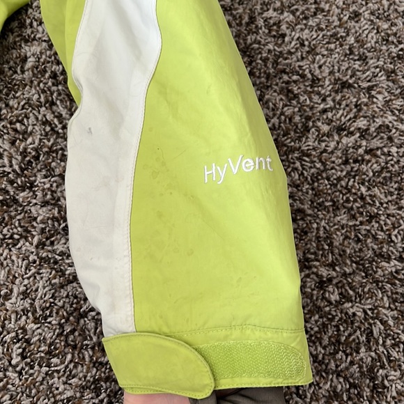 North face green shell coat - Picture 2 of 5